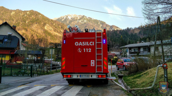 Požar gospodarskega poslopja v Podljubelju, 29. 3. 2017