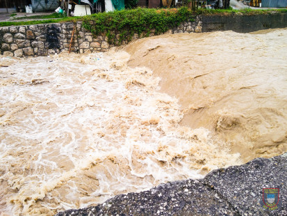 Tržiška Bistrica se izliva iz struge, Preska, 28.4.2017