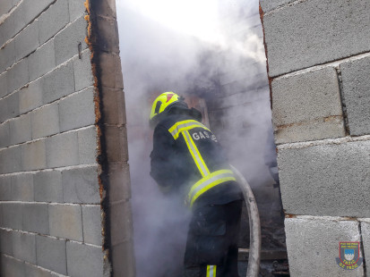 Požar gospodarskega poslopja v Podljubelju, 29. 3. 2017
