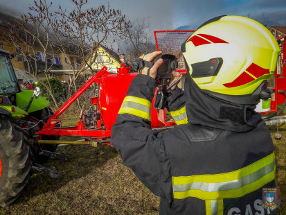 Dimniški požar, Cesta na Hudo, Kovor, 25. 12. 2016