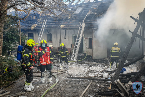 Požar gospodarskega poslopja in hiše, Hudo, 29. 1. 2020
