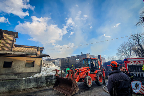 Požar gospodarskega poslopja in hiše, Hudo, 29. 1. 2020