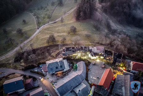 Požar gospodarskega poslopja in hiše, Hudo, 29. 1. 2020