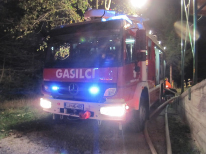 Požar gospodarskega poslopja, Podljubelj, 3. 10. 2015