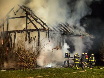 Požar lesene lope v Sebenjah, 20. 3. 2016